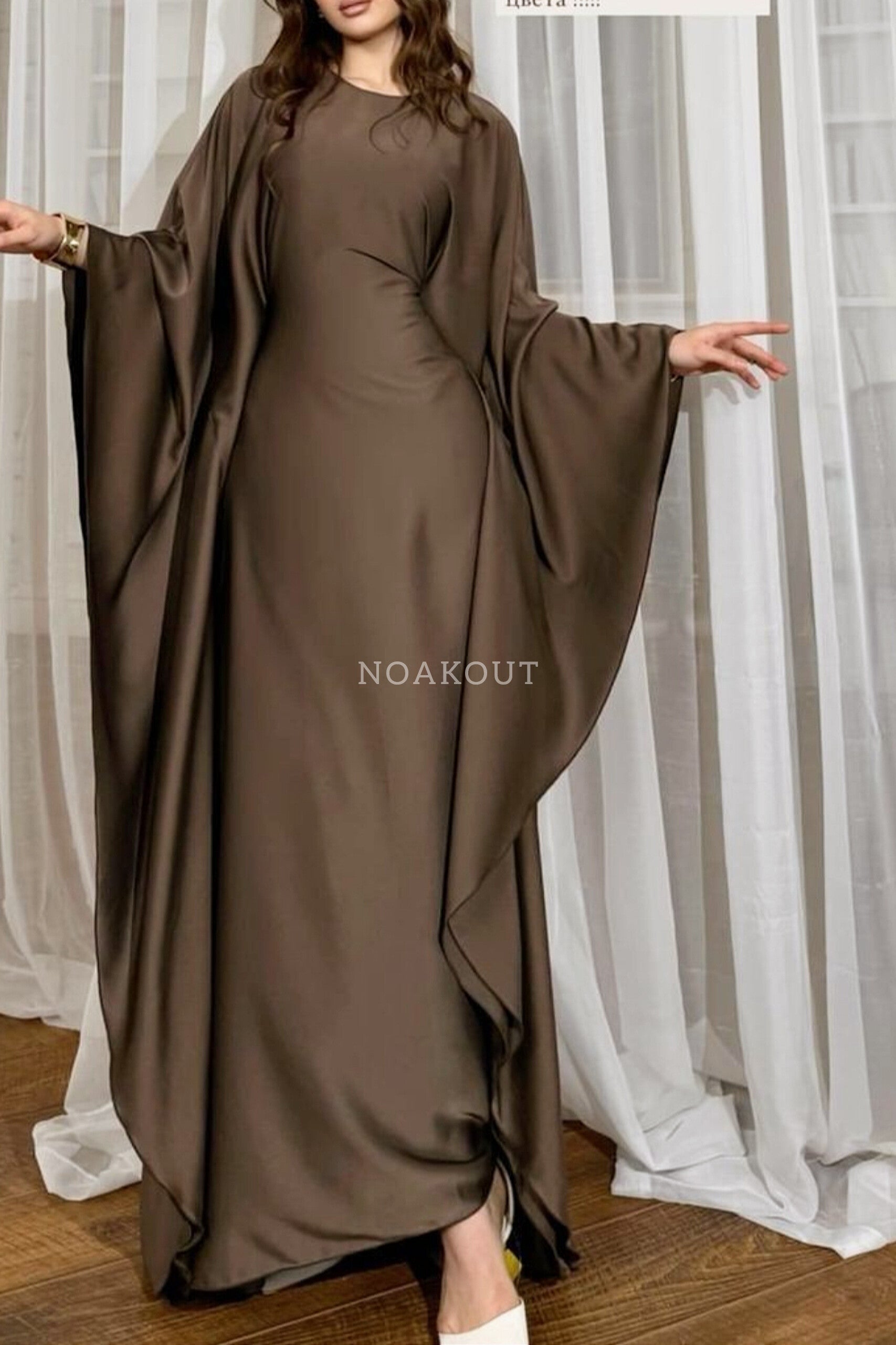 { ROMA DRESS IN SHORT SILK }