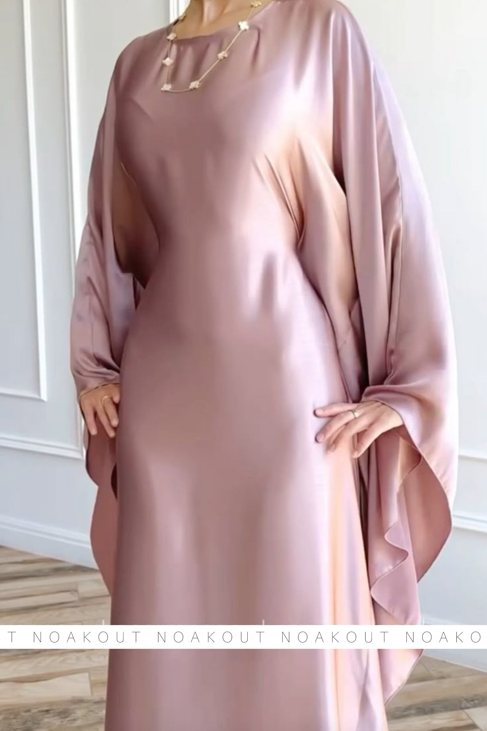 { ROMA DRESS IN SHORT SILK }