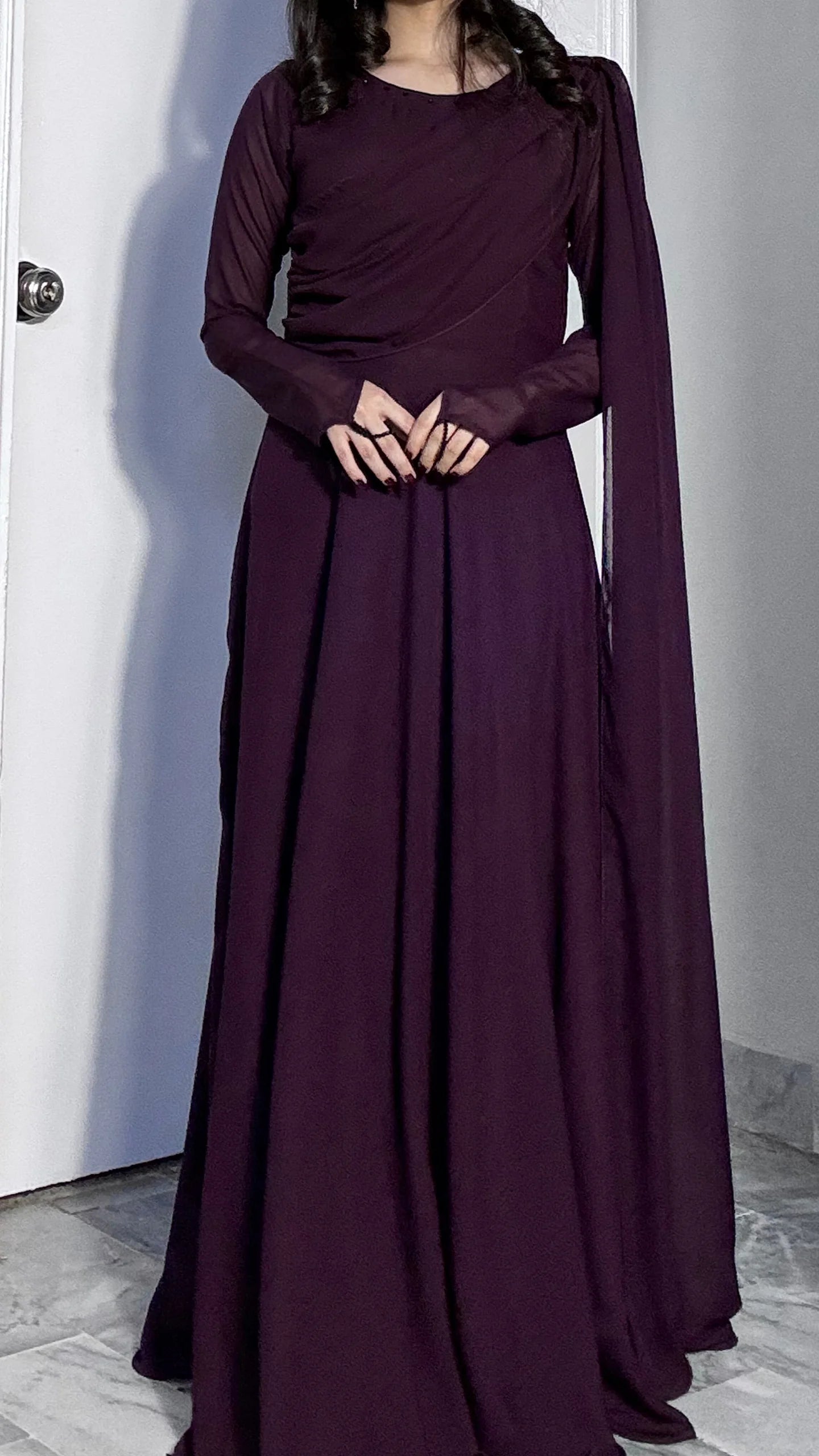 { ELARA CRYSTAL MAXI }